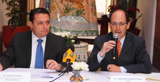 Alejandro Martí y Alejandro Cañedo en la presentación del encuentro Provident México en Puebla.