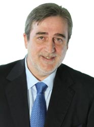 El director del Instituto Superior de Protocolo y Eventos, Carlos Fuente.