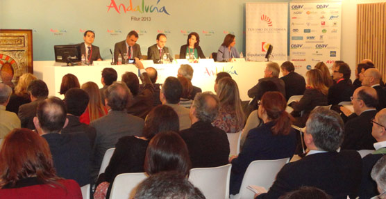 La Confederación aprovechó la celebración de Fitur para presentar oficialmente la cumbre.