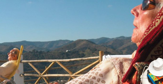 Senior Tourism en Facebook es una comunidad formada por más de 5.000 turistas seniors de todas las nacionalidades, que han hecho click en el botón Me gusta de esta página.