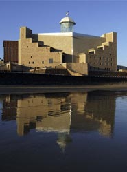 El Palacio de Congresos de Canarias es la sede propuesta para el congreso.
