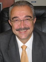 Agustín Lamana preside Ceus.