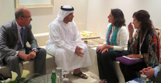 Isabel Borrego se ha reunido con las autoridades de Emiratos Árabes Unidos en la Arabian Travel Market.