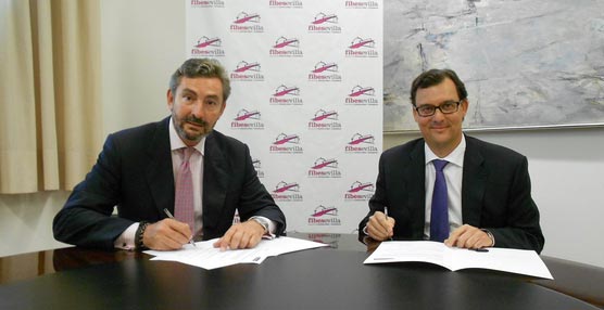 EL acuerdo firmado por Fibes y Thyssenkrupp Elevadores.