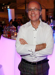 Javier de las Muelas.
