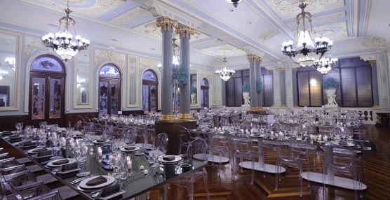 El Salón de Té, uno de los espacios para eventos del Restaurante Real Casino de Murcia.