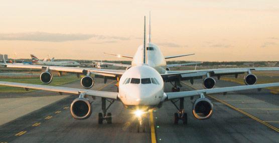 Para 2014 IATA prevé un beneficio de 12.160 millones de euros, cerca de 3.500 millones más que este año.