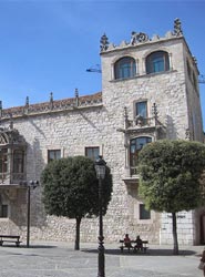 La Casa del Cordón de Burgos.