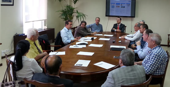 Reunión de asociados de Ashotel de la zona norte de Tenerife, presidida por Enrique Talg, vicepresidente de la Asociación.