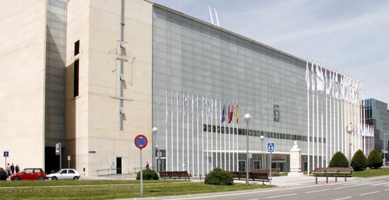 Fachada principal del Palacio Municipal de Congresos de Madrid.