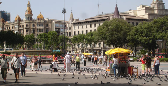 Aumentan los desplazamientos por el territorio nacional y el uso de alojamiento no hotelero.