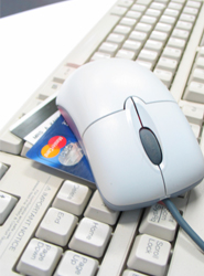 La Visa débito es la forma de pago más barata para reservar.