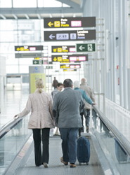 Tres de cada diez turistas contratan un viaje combinado.