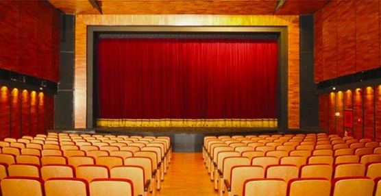 El hotel destaca por su espacios de trabajo y el teatro para realizar presentaciones y otros eventos.