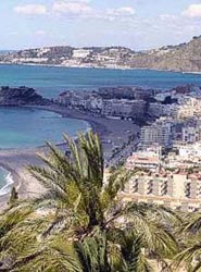 Almuñécar quiere desestacionalizar su turismo con reuniones y viajes de incentivo durante todo el año.