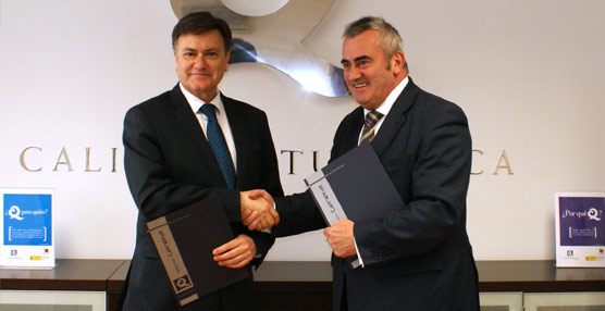 El presidente del patronato de Turismo, Francisco Vázquez Requero, y el director del ICTE, Fernando Fraile.