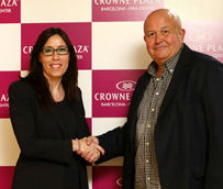 Acuerdo entre Crowne Plaza Barcelona Fira Center y la gestora de eventos musicales The Project Music Company
