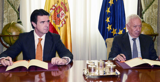 Los ministros de Industria, Energía y Turismo, José Manuel Soria, y de Exteriores, José Manuel García-Margallo.