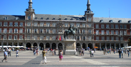 La Comunidad de Madrid supera los nueve millones de turistas hasta noviembre y prev&eacute; alcanzar su segunda mejor cifra en 2014