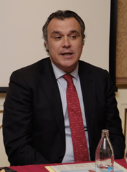 Rafael Gallego preside CEAV.