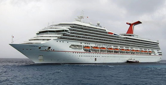 La facturación de la compañía de cruceros cae un 1,5%, hasta los 3.256,2 millones de euros.