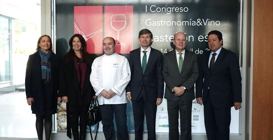 El alcalde de Castellón, Alfonso Bataller, durante el I Congreso de Gastronomía y Vino.