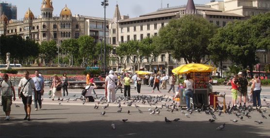 El mes de julio consolida el crecimiento del turismo extranjero en Espa&ntilde;a con un gasto de casi 9.000 millones de euros, seg&uacute;n datos del informe Egatur