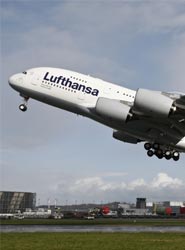 La política de Lufthansa provocará ‘un trasvase de pasajeros a aerolíneas que no penalicen al cliente’, afirma CEAV