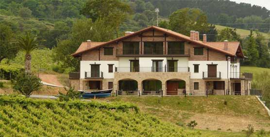 Las reservas hoteleras de este verano en el portal 'online' Club Rural crecieron un 27%