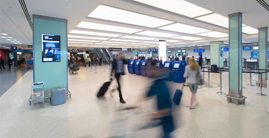 Los viajeros de negocios son los que más utilizan el 'check-in' electrónico.
