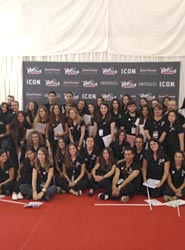 100 estudiantes de la Escuela Internacional de Protocolo participan en la organizaci&oacute;n de los Premios Platino