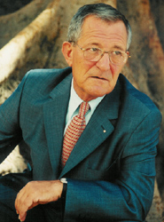 El presidente de honor de CEAV, Vicente Blasco.