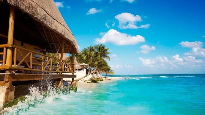 El destino mexicano Playa del Carmen brilla en Madrid con sus botargas