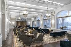 Salón del Eurostars Real.