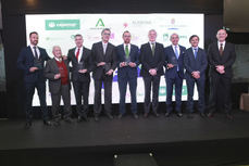Imagen tomada durante la entrega de premio.