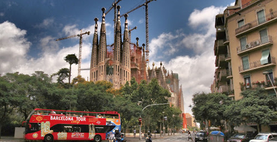 El Ayuntamiento de Barcelona retira 600 licencias a viviendas de uso turístico