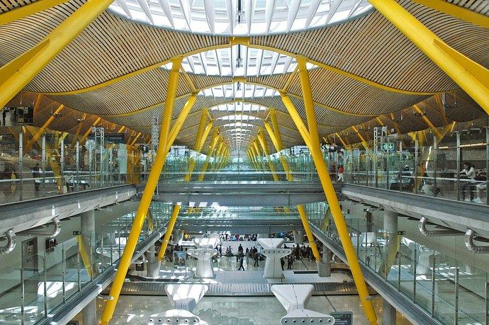 AENA gestionará 23.567 operaciones durante el puente de noviembre