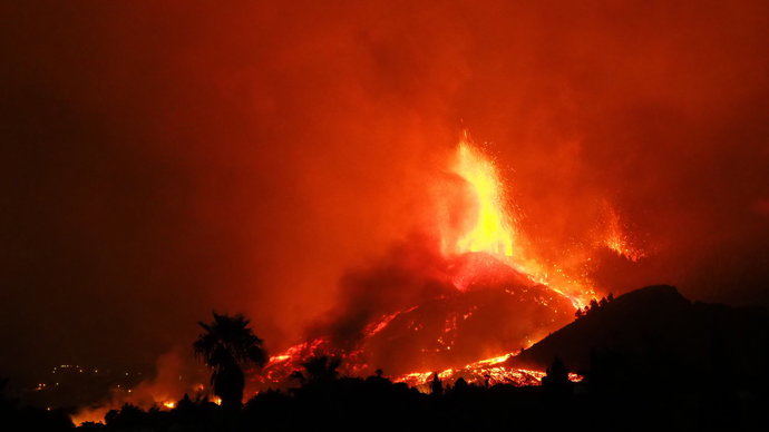 Ashotel valora los protocolos de evacuación en La Palma