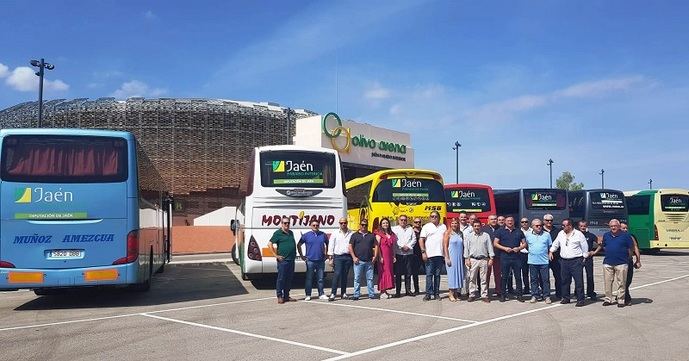 Jaén renueva su acuerdo con Unibus para difundir sus atractivos turísticos