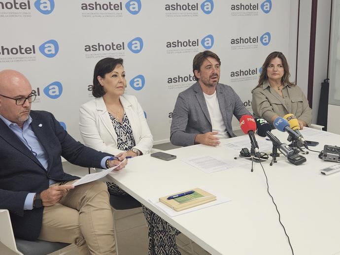 Ashotel duplicaría el incremento salarial en los próximos dos años