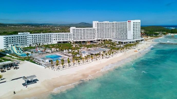 La cadena RIU abre su séptimo hotel en Jamaica: el Riu Palace Aquarelle
