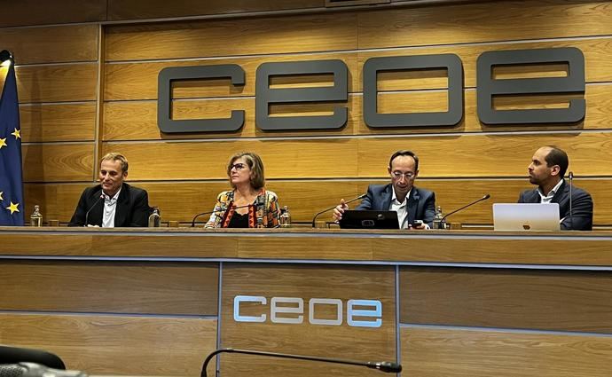 CEOE, Ávoris, Microsoft y Amadeus impulsan la innovación en los viajes