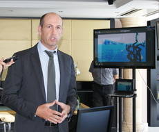 Javier García.