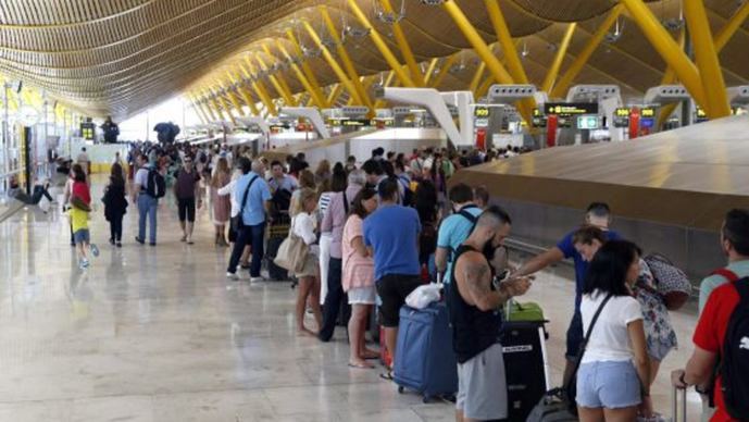 Pasajeros aéreos.