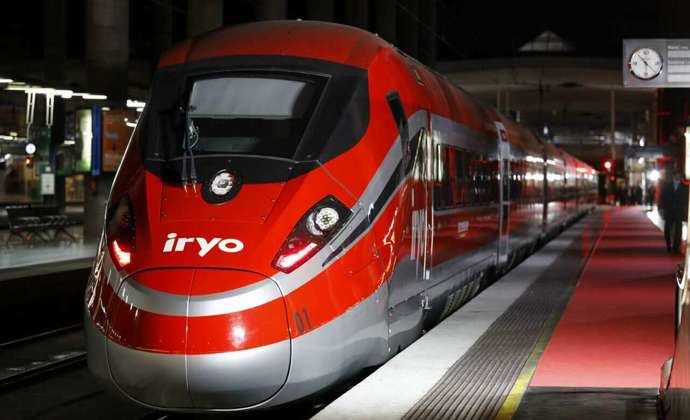 Iryo presenta su propuesta comercial y sus trenes en exclusiva