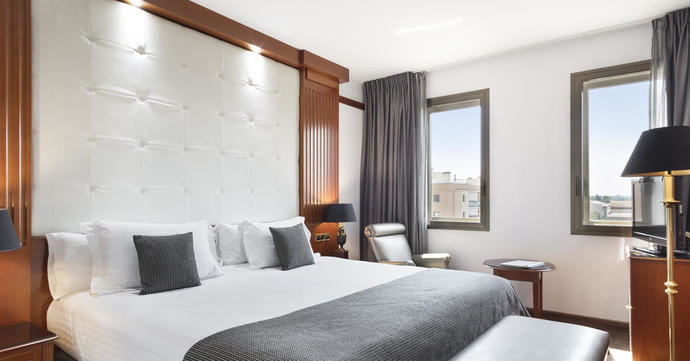 Las pernoctaciones en establecimientos hoteleros aumentan un 125% en julio
