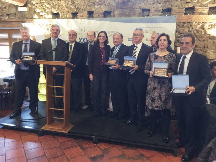 UNAV rinde homenaje a cinco agencias históricas