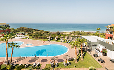 Ilunion Hotels reabre sus hoteles vacacionales de Cádiz