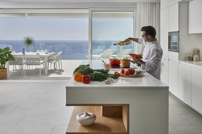 Royal Hideaway Corales Resort lanza 'Chef in Room'