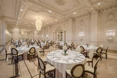 Salones del Gran Hotel Miramar.